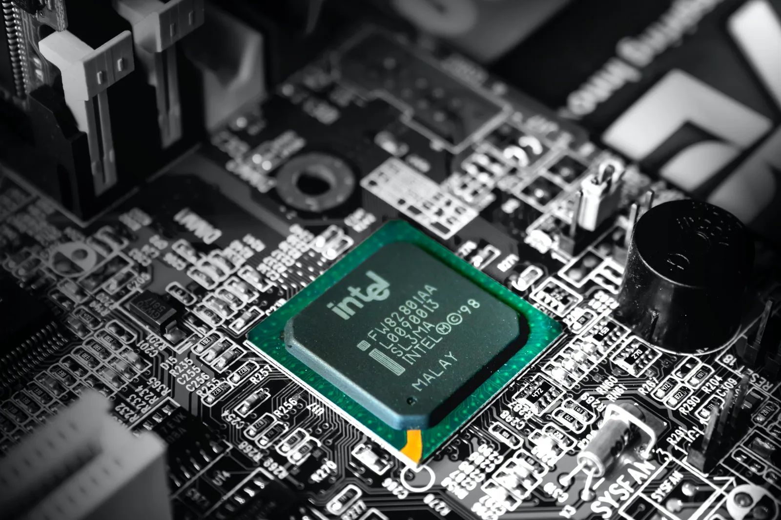 Płyta głowna z procesorem Intel